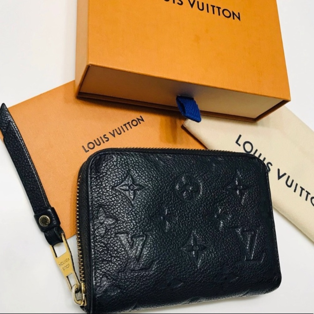 *SOLD* GENUINE LOUIS VUITTON Empreiente Zippy Wallet